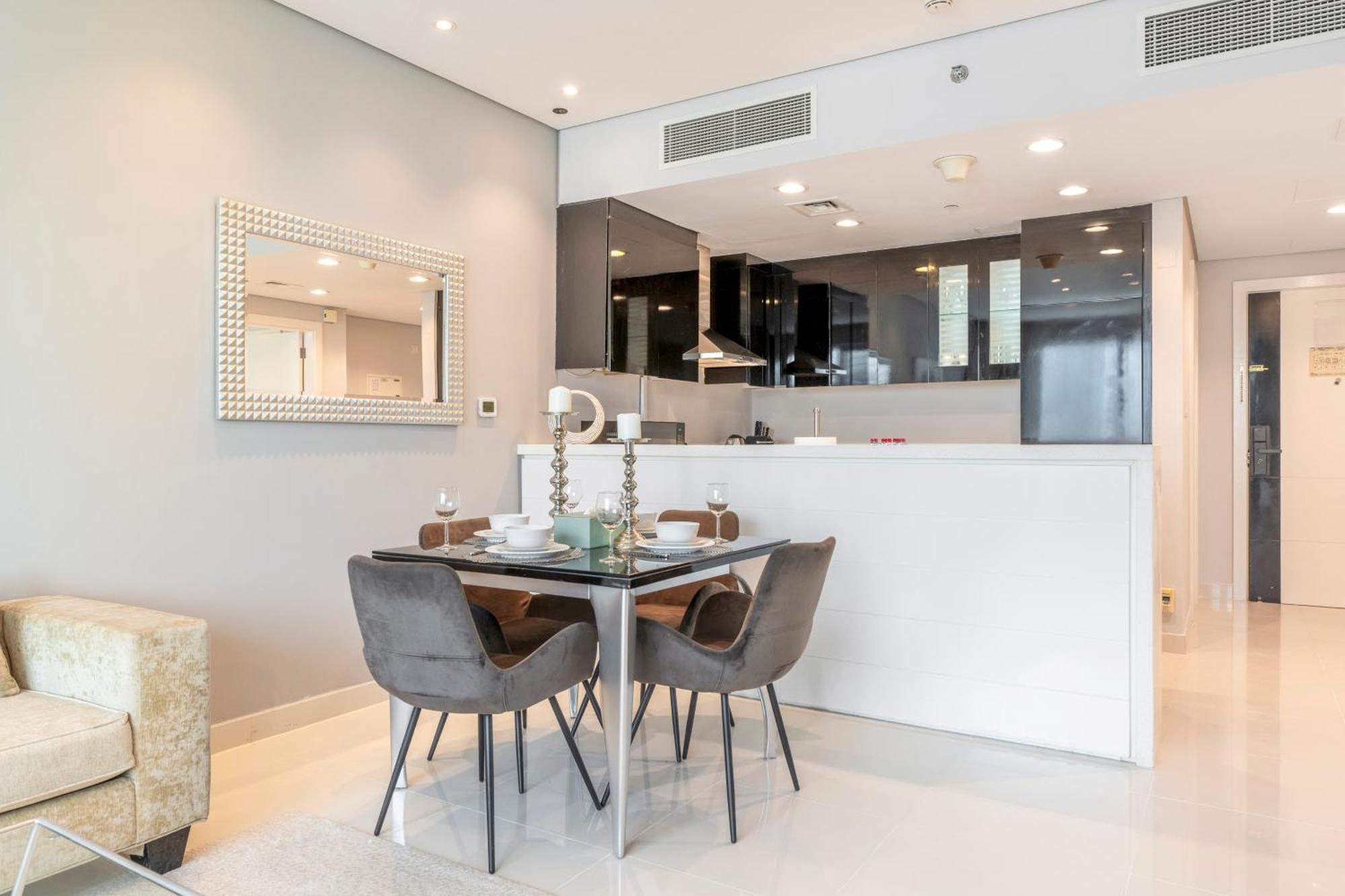 Damac Canal Views Residences Dubai Exterior photo