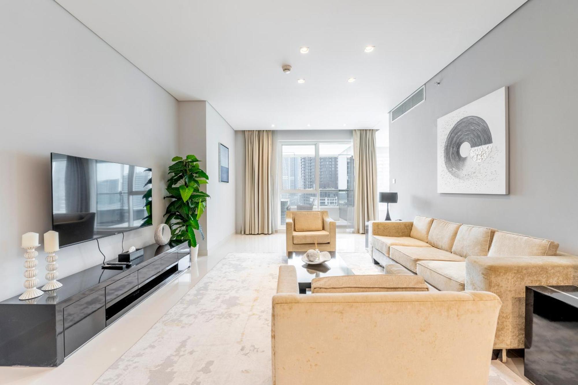 Damac Canal Views Residences Dubai Exterior photo