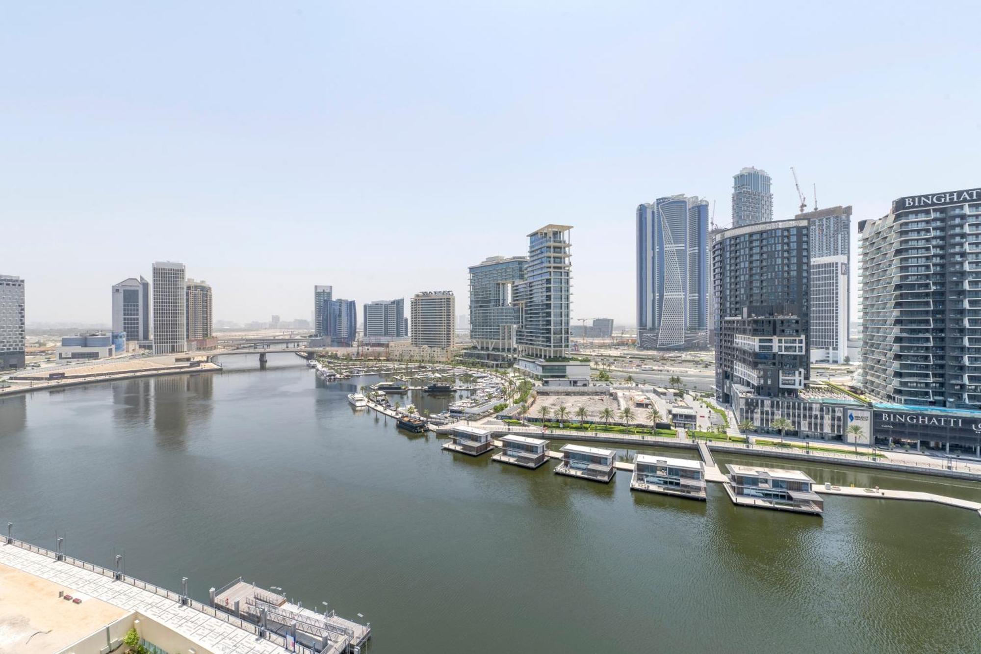 Damac Canal Views Residences Dubai Exterior photo